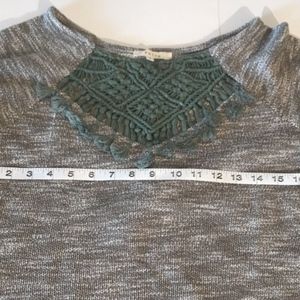 Anthropologie Tops - Anthropologie Entro Green Boho Tassel Sweater Top Anthropologie Tops - Anthropologie Entro Green Boho Tassel Sweater Top